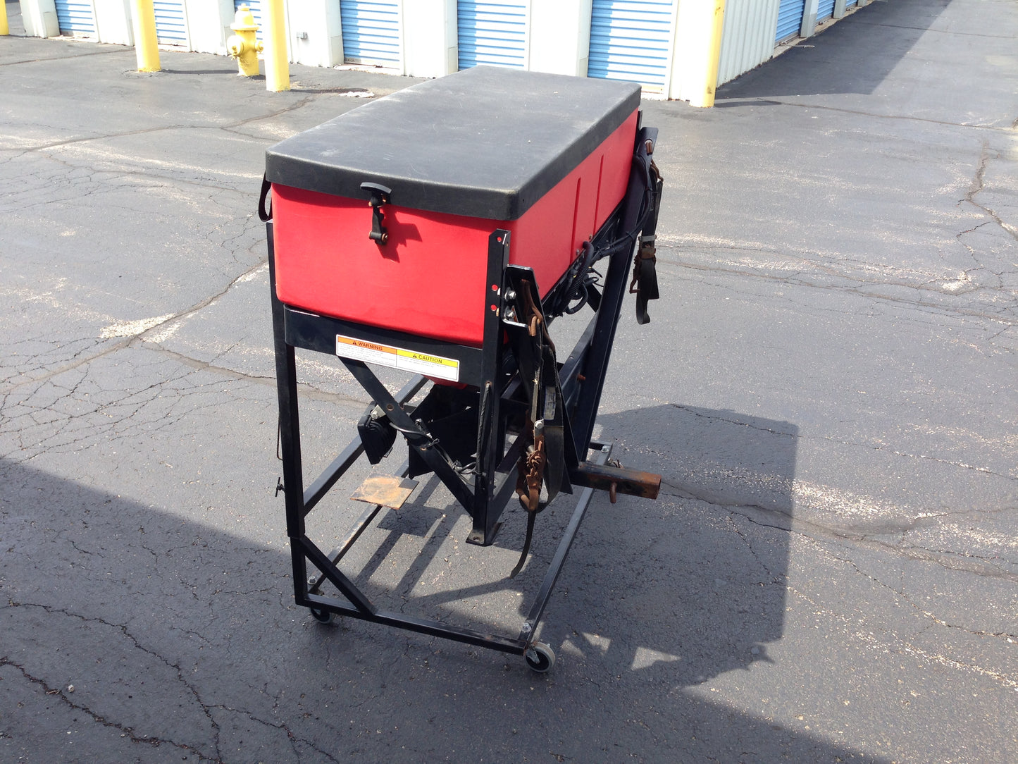 TASCART (Tailgate Salt Spreader Cart)